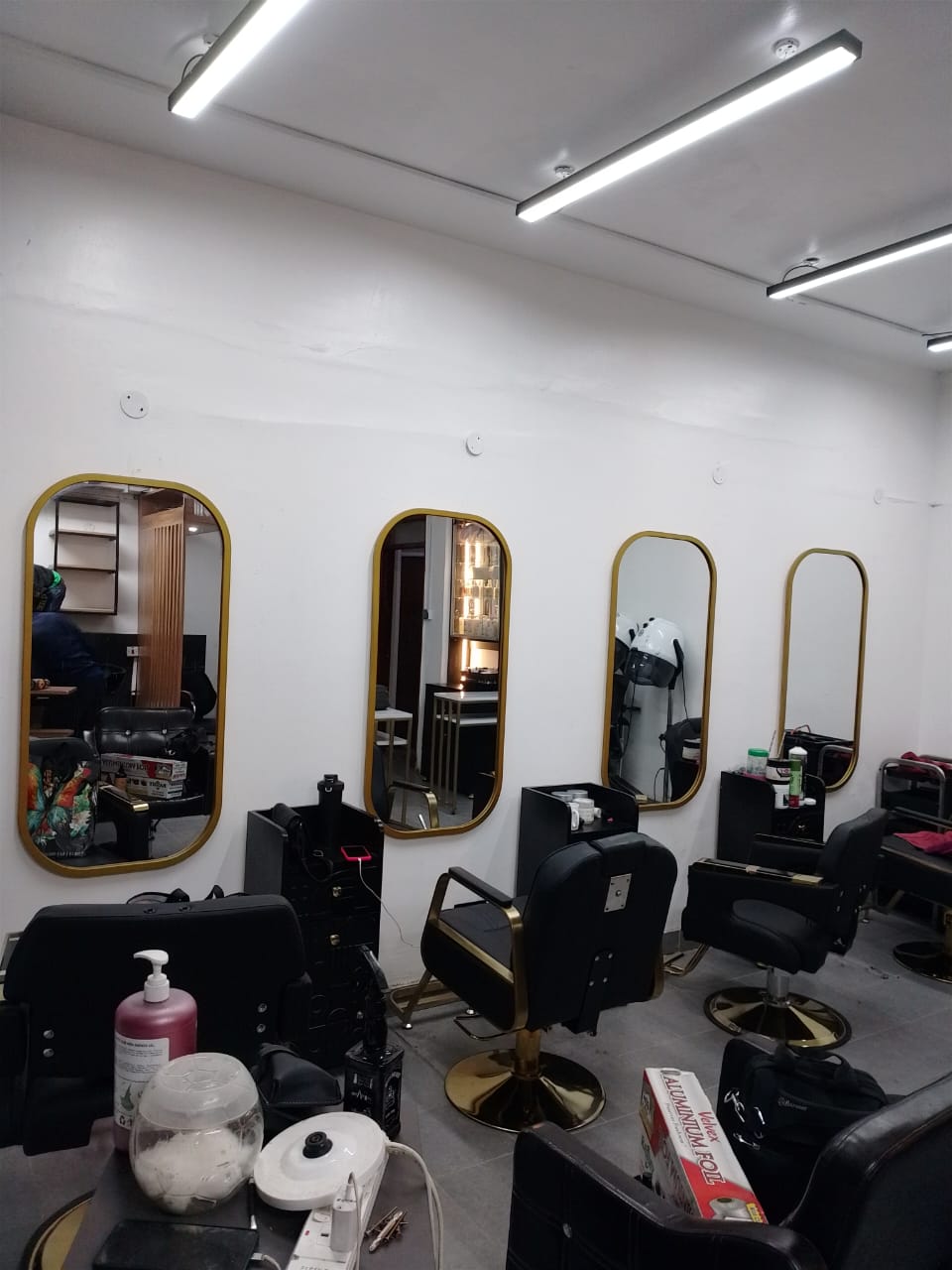 Salon Interior